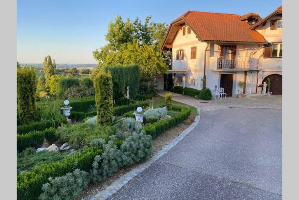 Apartma Jozica In Toncek スヴェティ・ユリイ・オプ・シュチャヴニツィ エクステリア 写真